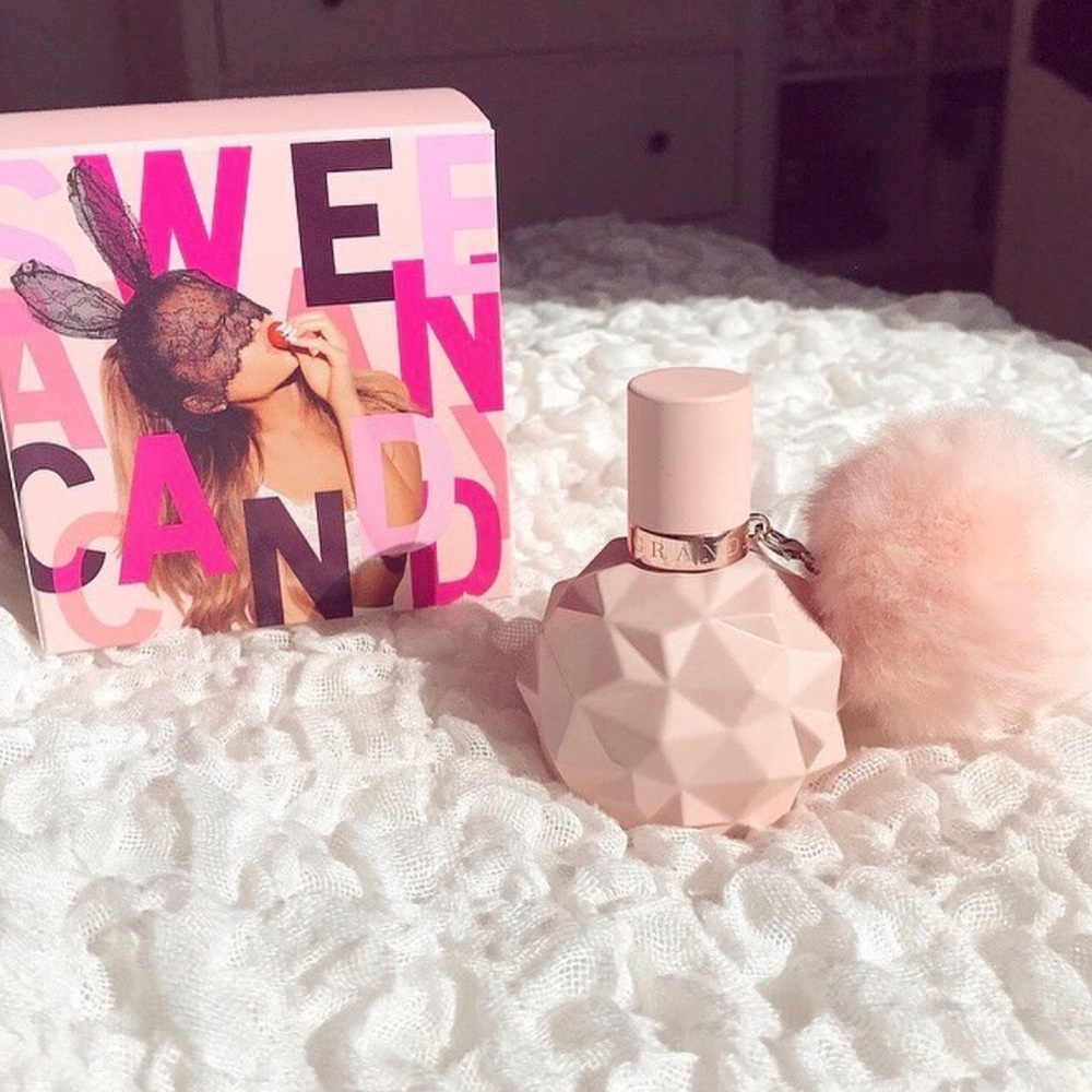 Ariana Grande “sweet like candy”